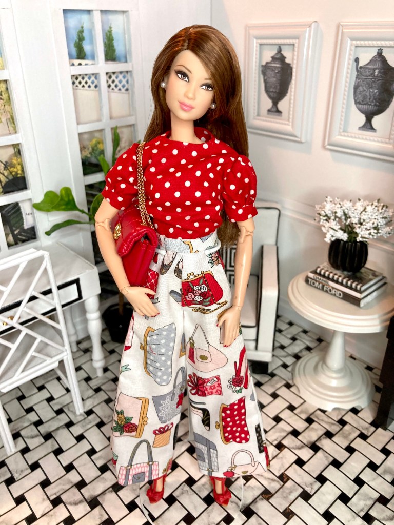 Bruni in a fun work or date night outfit.