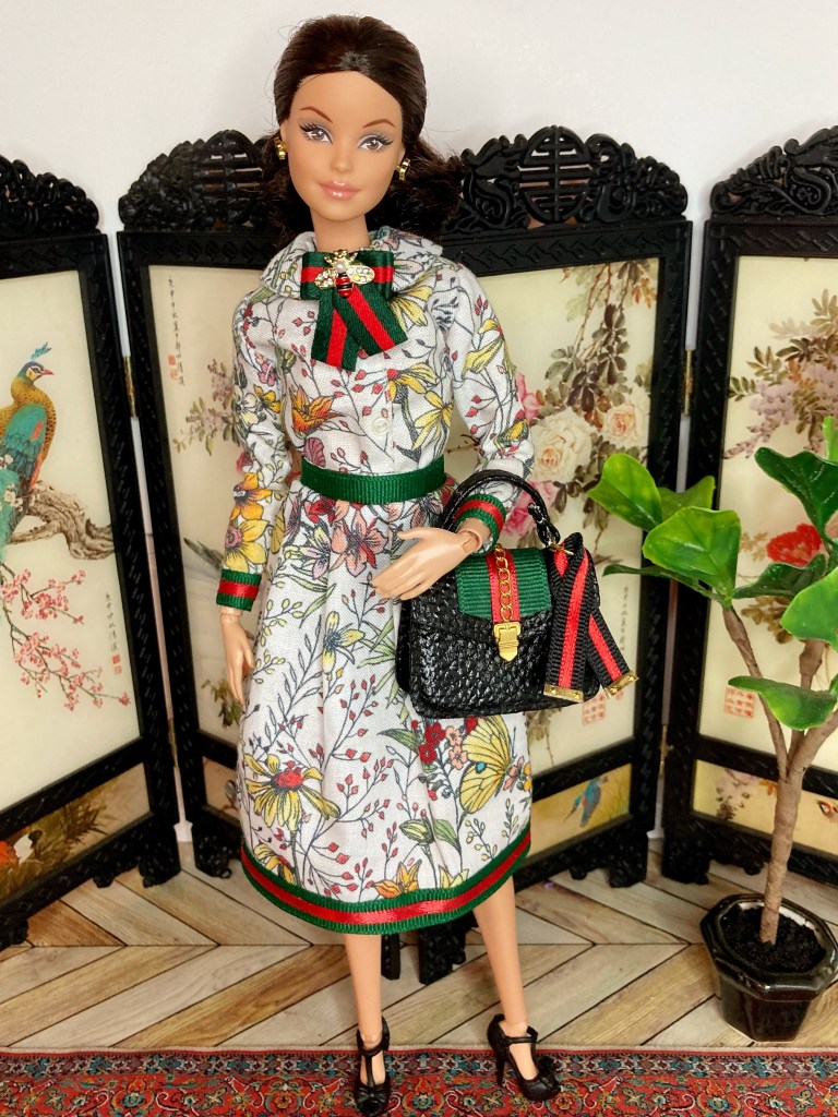 Mini Rie showing off her custom Minibrand Fashion accessories.